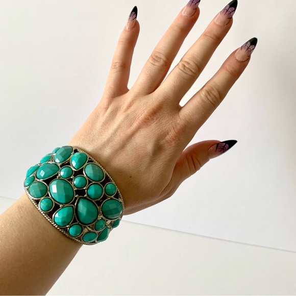 Large silver and turquoise bangle - Picture 3 of 3